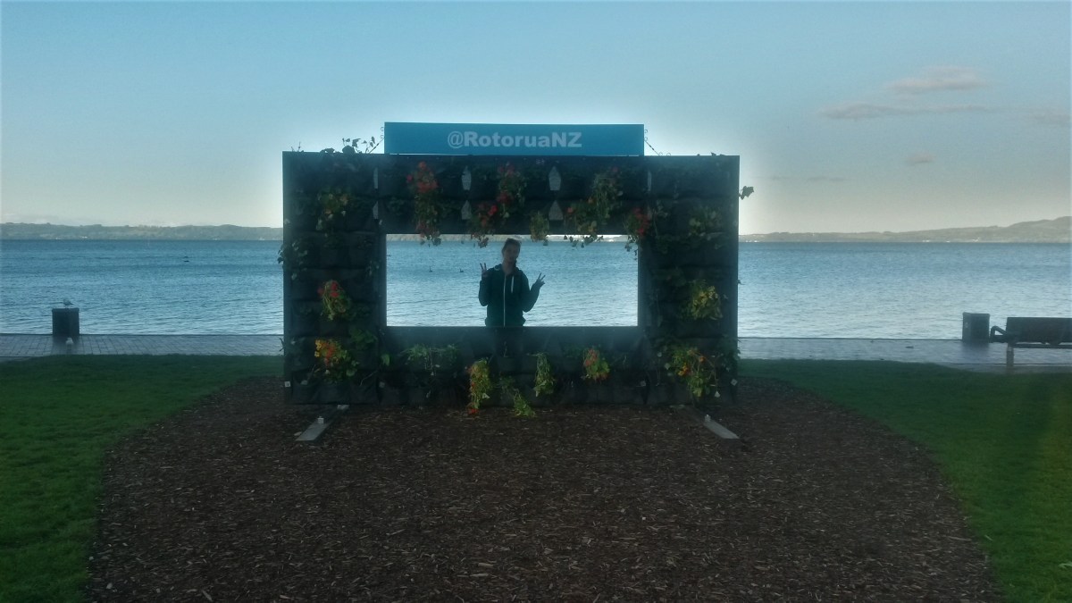 20161211_194737_richtonehdr